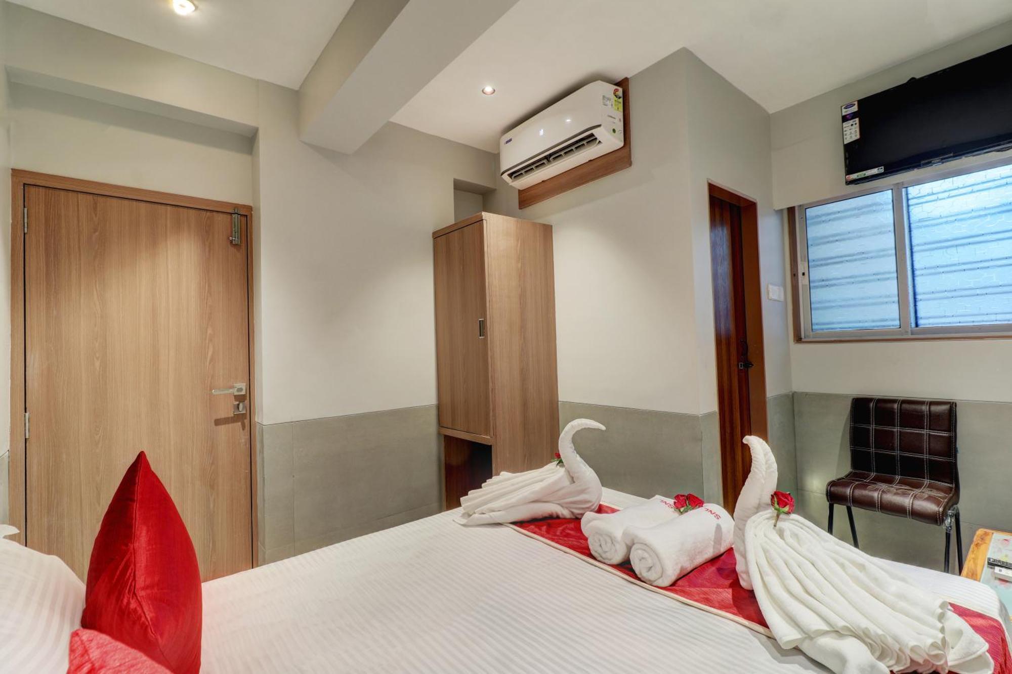 Hotel Sai Nidhi Residency à Navi Mumbai Extérieur photo
